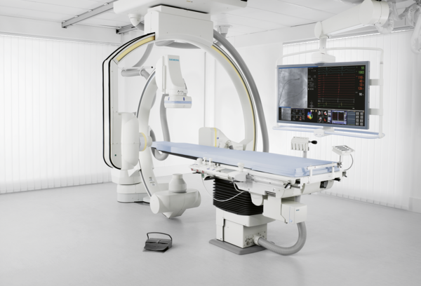 Das Bild zeigt Angiographie-Gerät Siemens Artis Zee Ceiling biplanar   